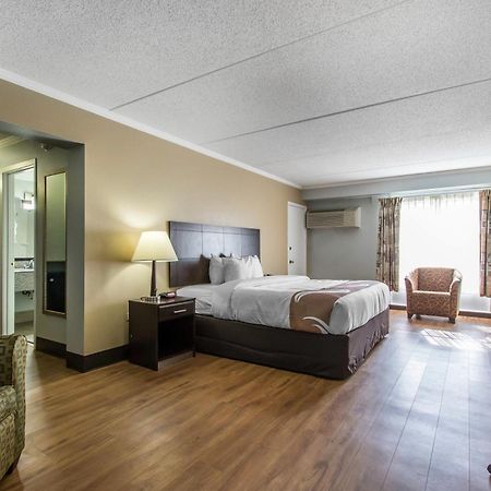 Quality Inn Downtown Historic District Mobile Bagian luar foto